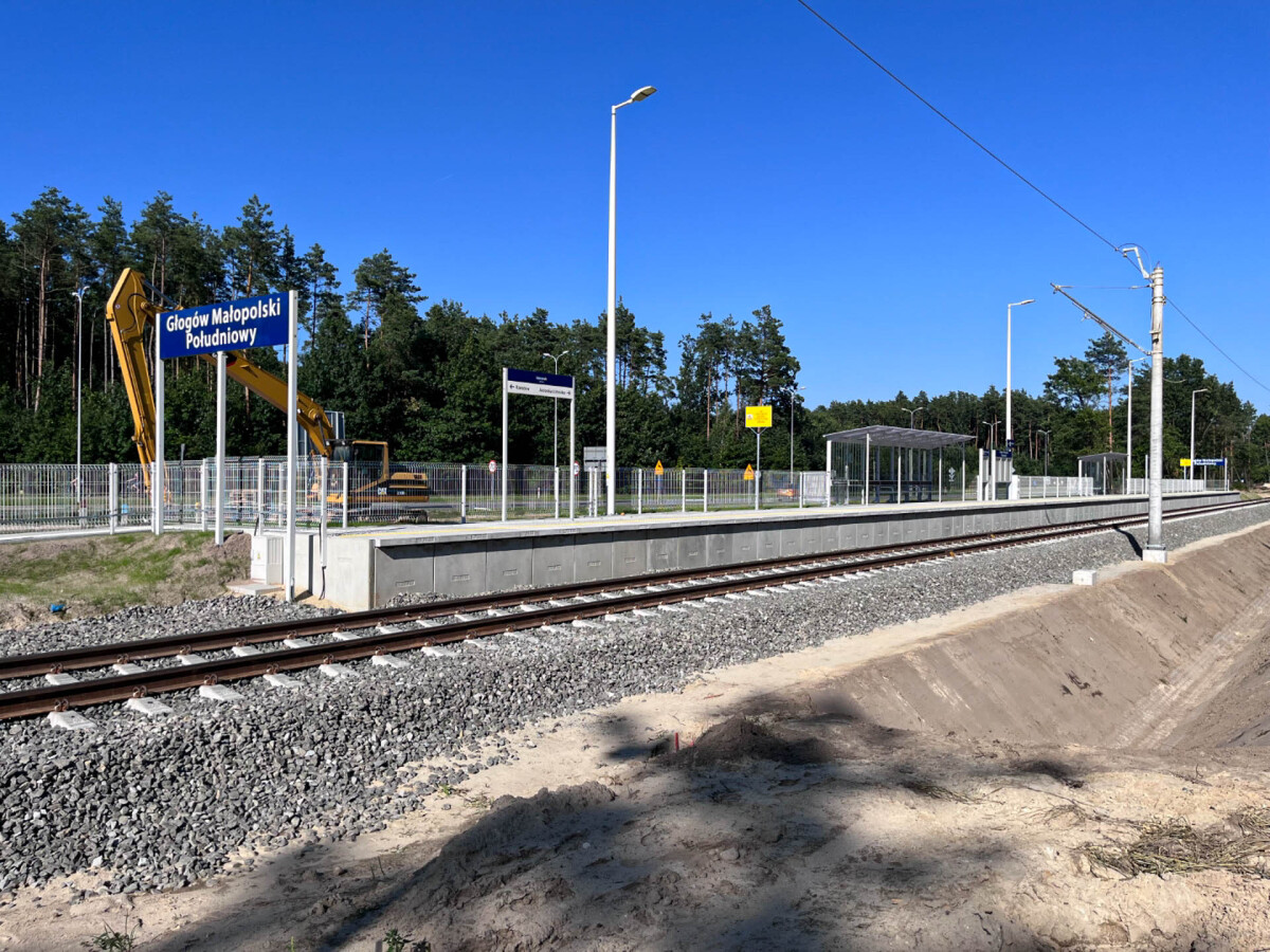 Budowa linii kolejowej z Rzeszowa na lotnisko w Jasionce [sierpień 2023]